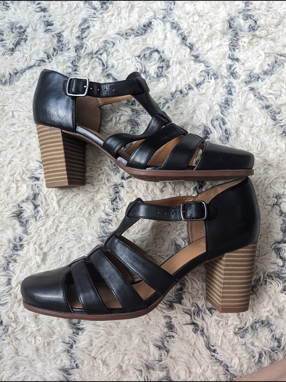 Clarks Artisan Black Strappy Leather High Heels - Picture 5 of 10